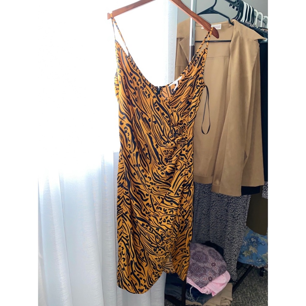 MIDI BCBGeneration print dress